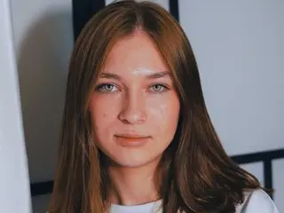 Xxx online JaniceHumprey